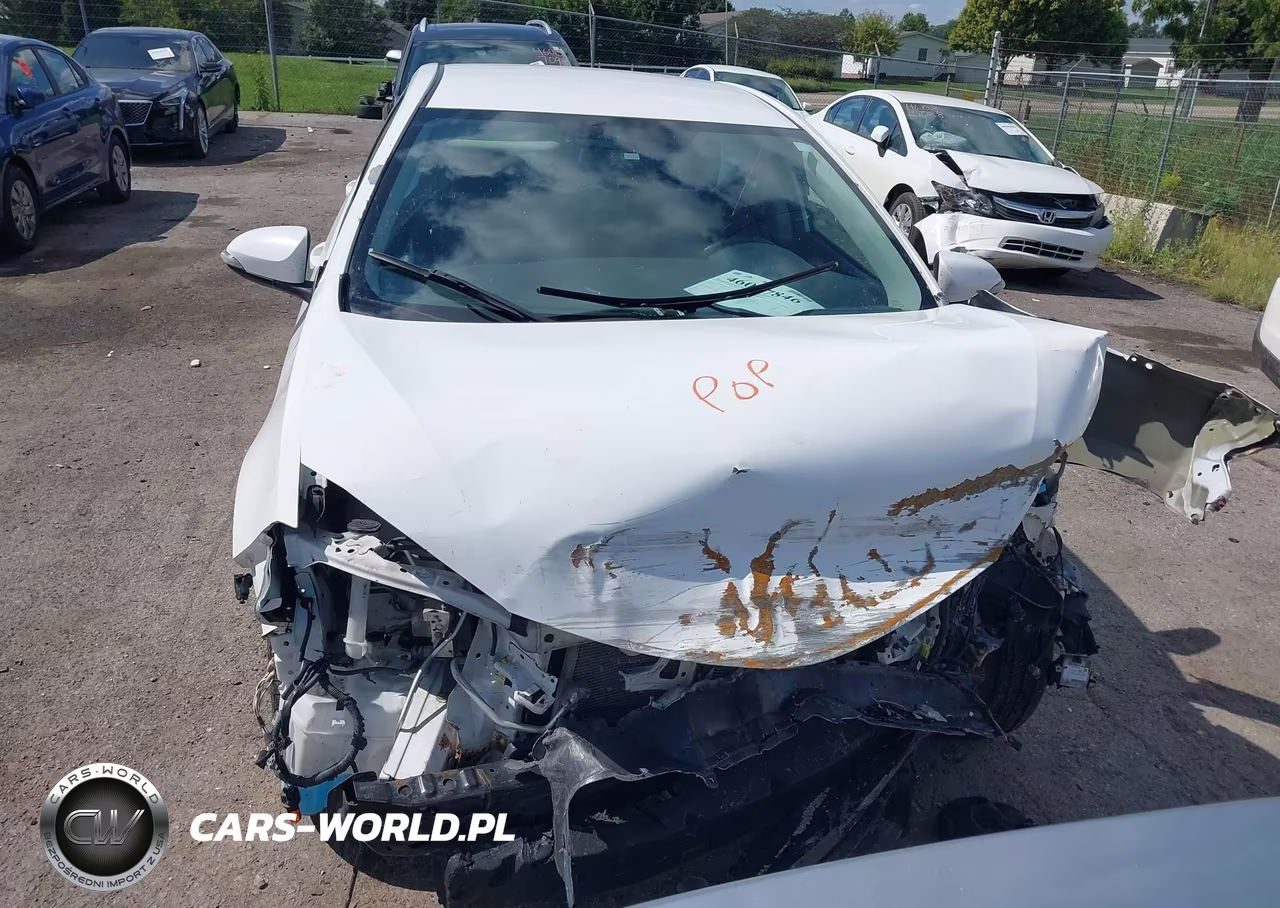 2016 Toyota Corolla S Plus VIN:5YFBURHE8GP465501 - 12