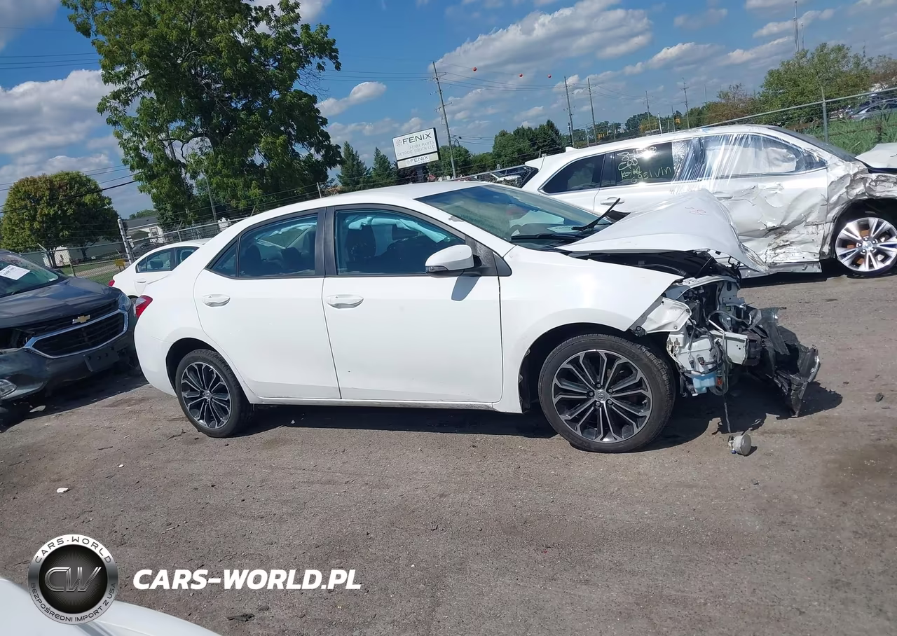 2016 Toyota Corolla S Plus VIN:5YFBURHE8GP465501 - 13