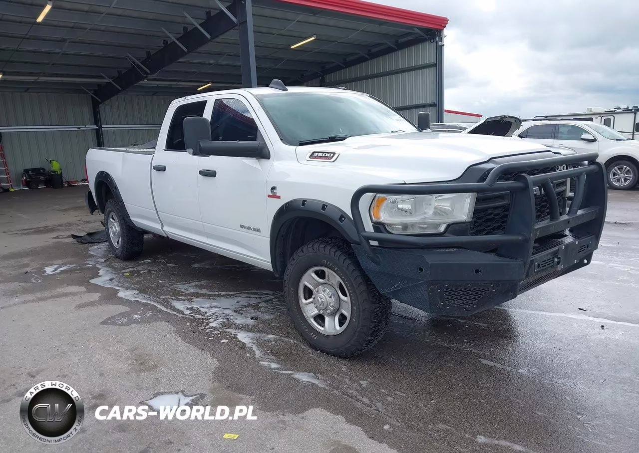 2021 Ram 3500 Tradesman 4X4 8' Box VIN:3C63R3GL8MG687368 - 1