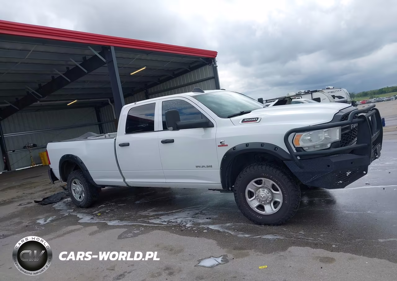 2021 Ram 3500 Tradesman 4X4 8' Box VIN:3C63R3GL8MG687368 - 13