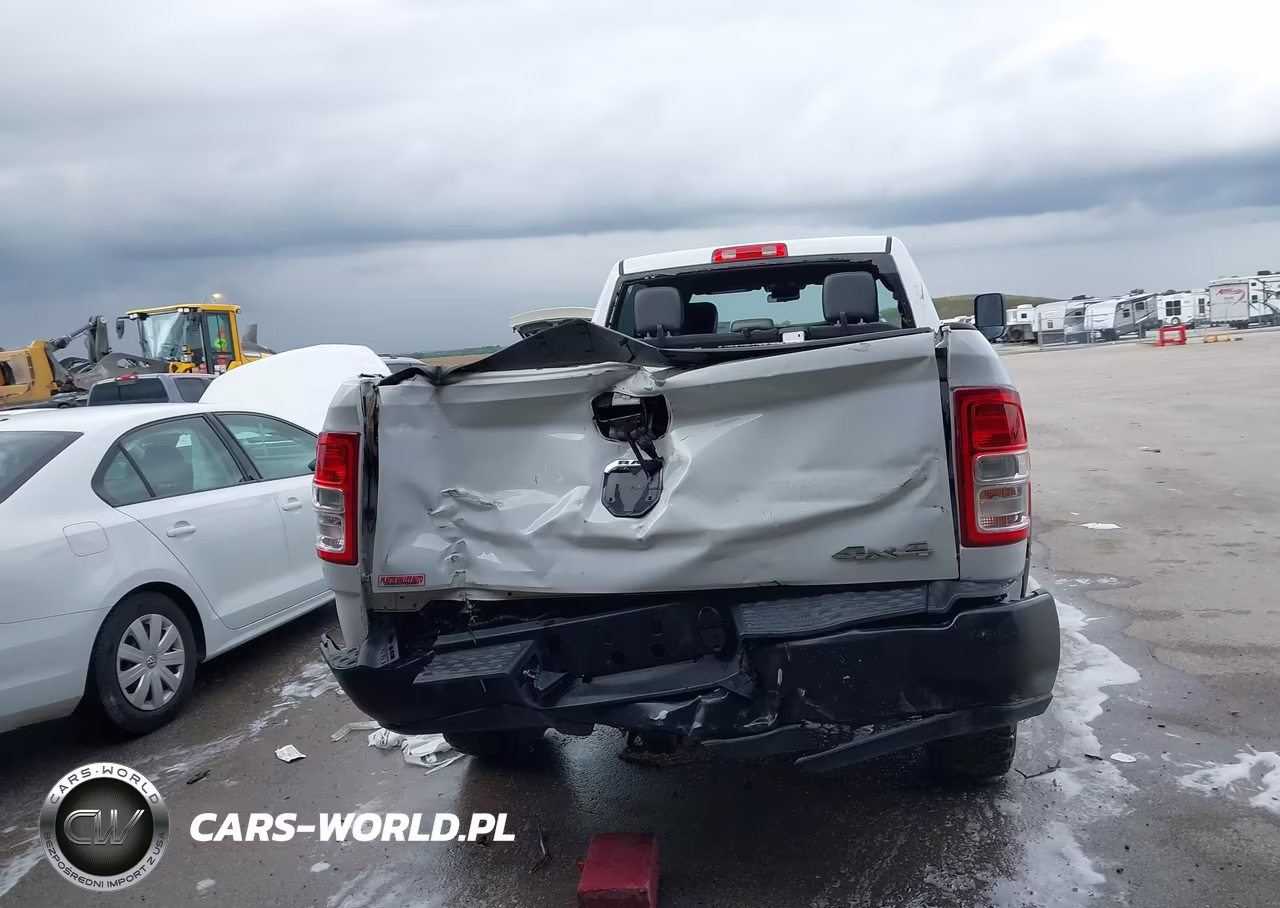 2021 Ram 3500 Tradesman 4X4 8' Box VIN:3C63R3GL8MG687368 - 15