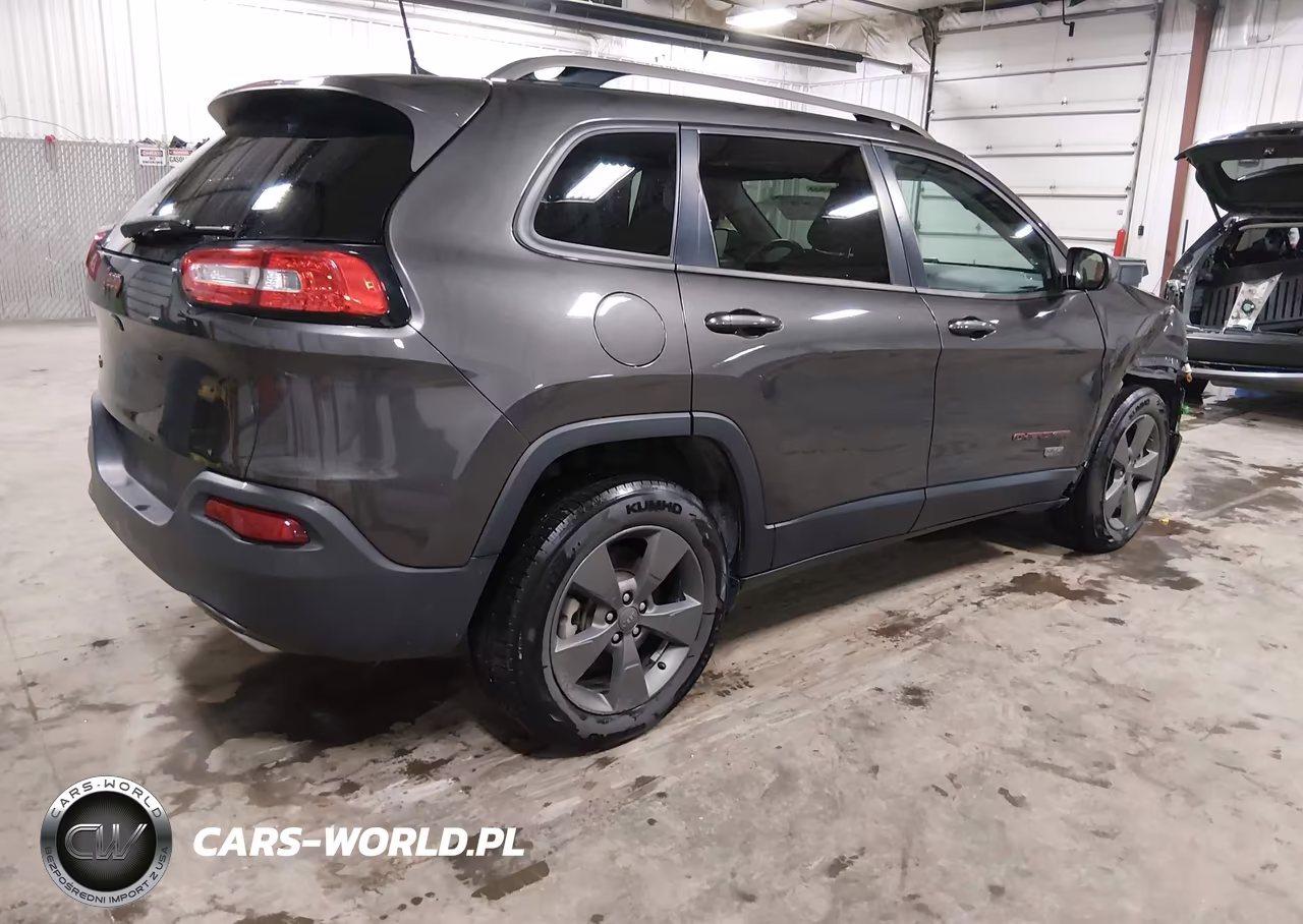 2016 Jeep Cherokee 75Th Anniversary VIN:1C4PJMCS6GW285214 - 4