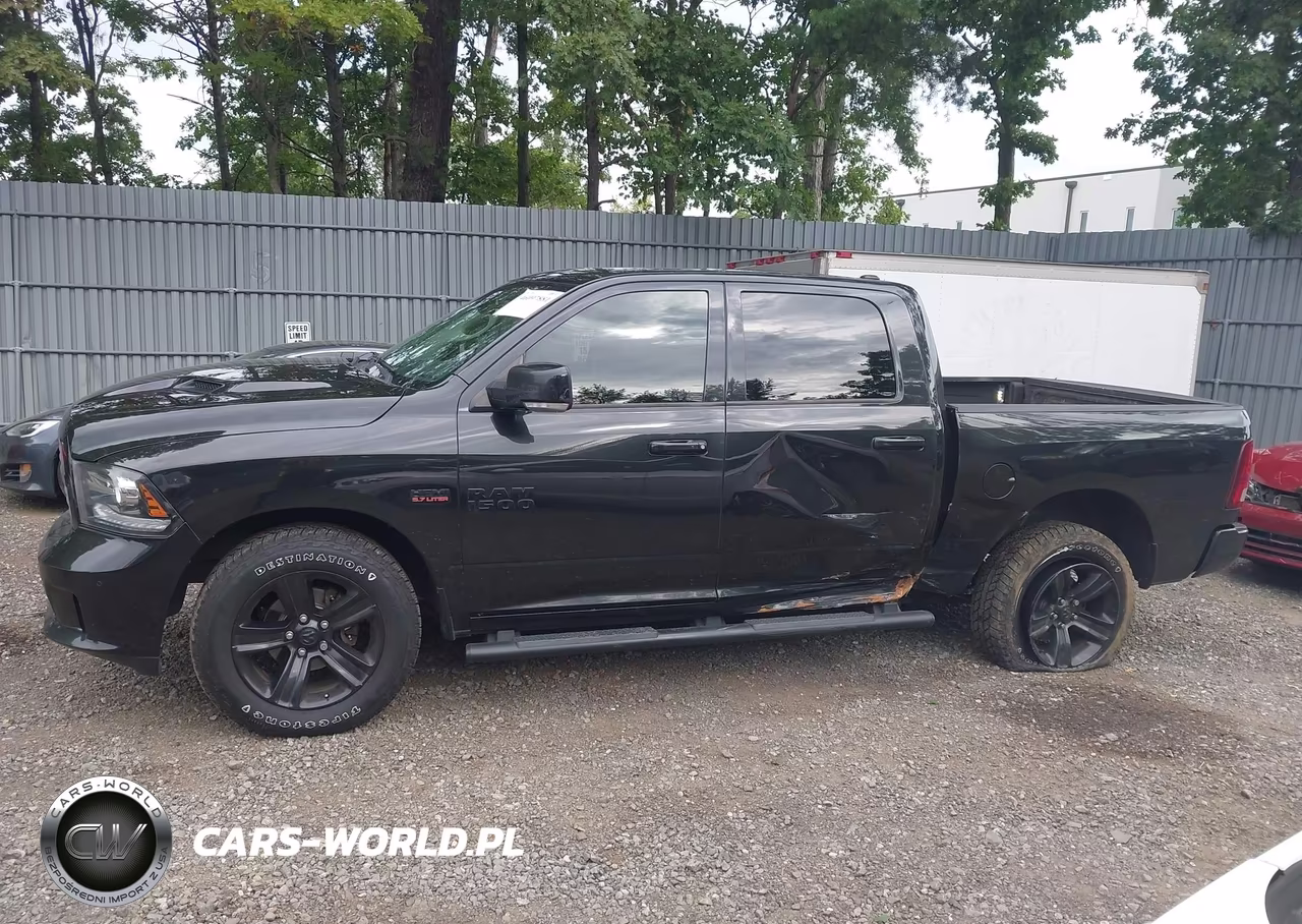 2017 Ram 1500 Sport VIN:1C6RR7MT8HS725640 - 14