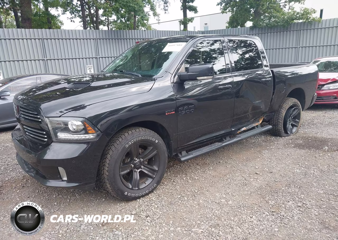 2017 Ram 1500 Sport VIN:1C6RR7MT8HS725640 - 2
