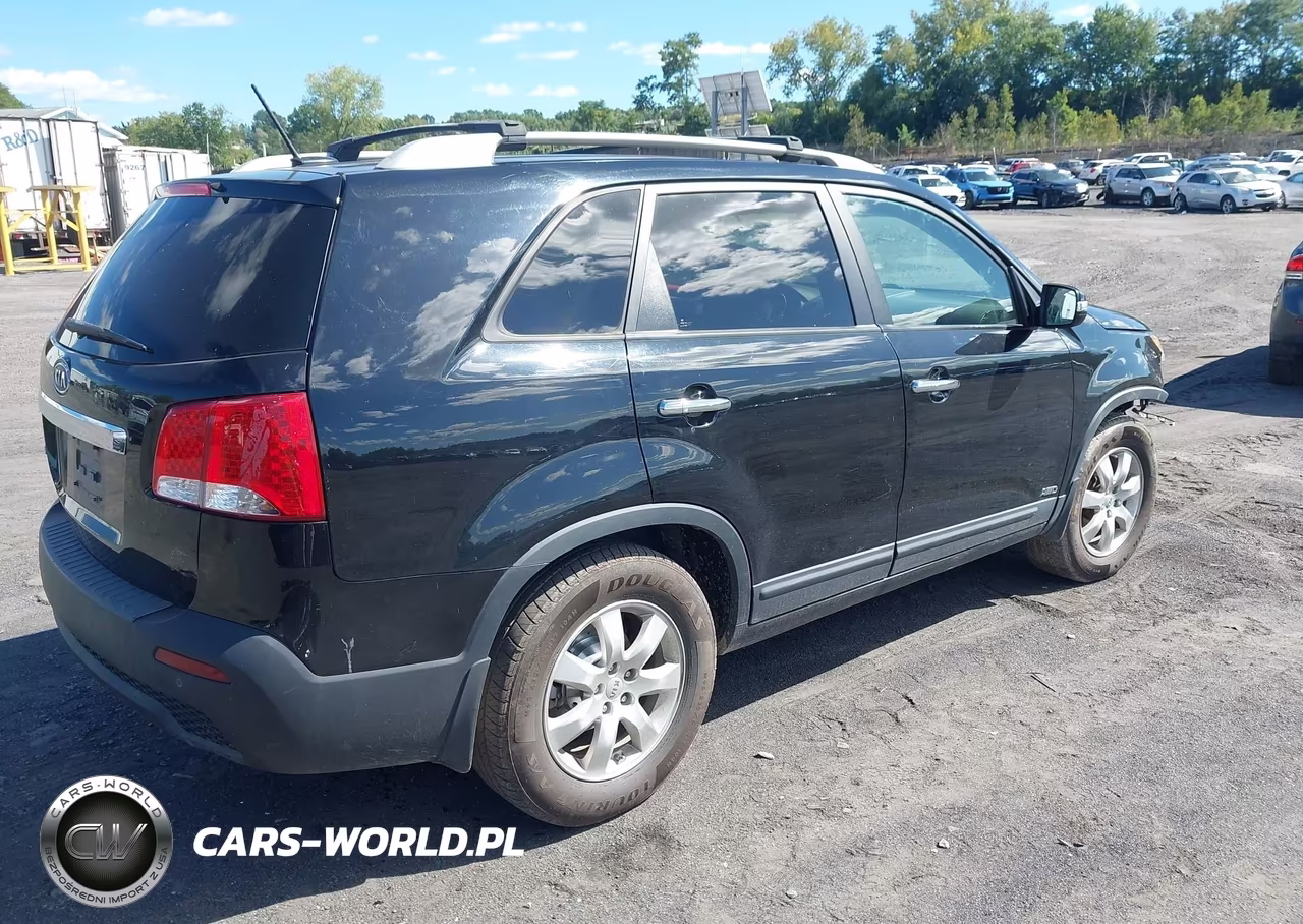 2012 Kia Sorento Lx VIN:5XYKTDA67CG291329 - 4