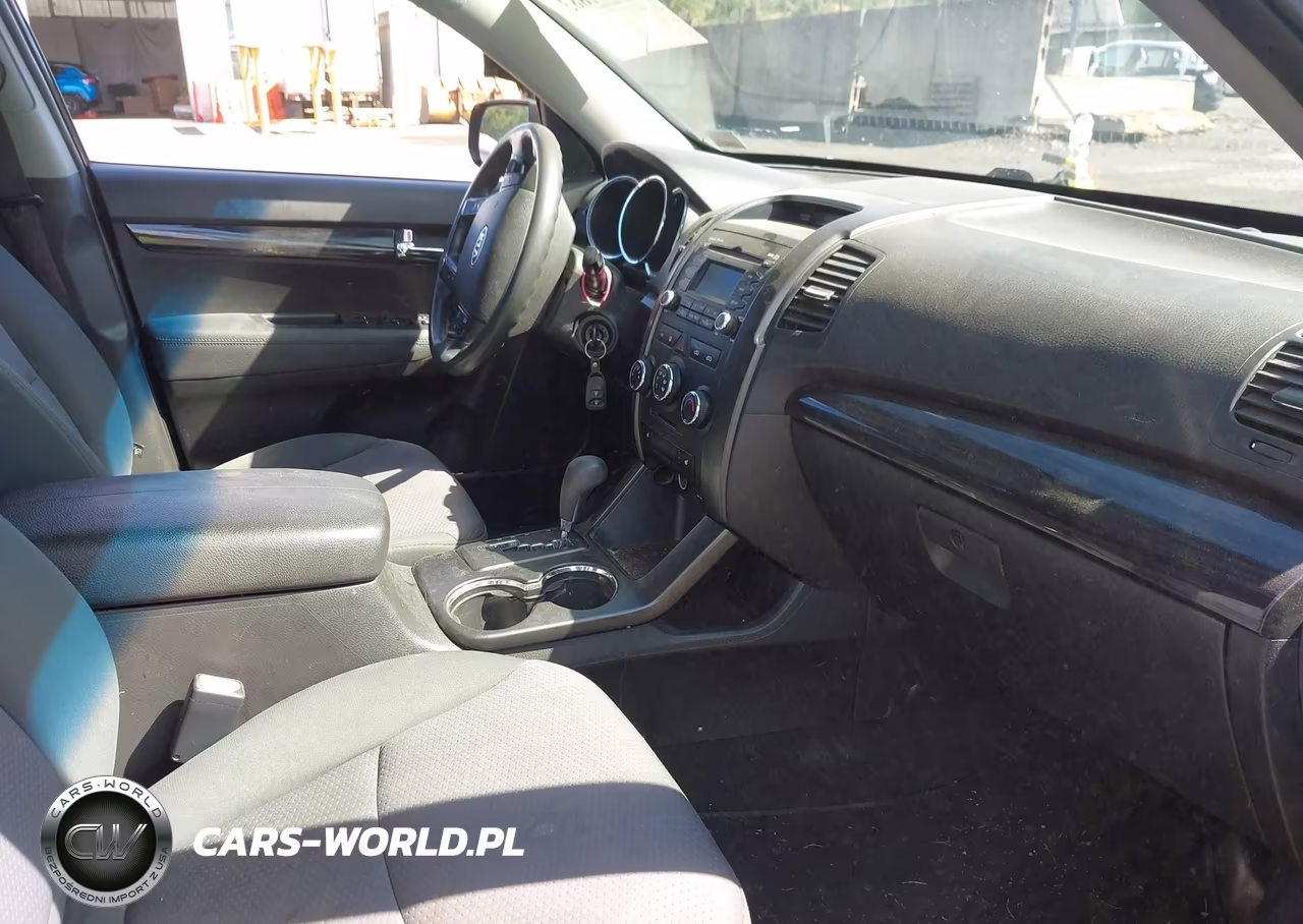 2012 Kia Sorento Lx VIN:5XYKTDA67CG291329 - 5