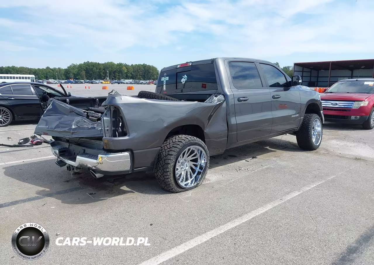 2021 Ram 1500 Big Horn 4X4 6'4 Box VIN:1C6SRFMT1MN619132 - 4