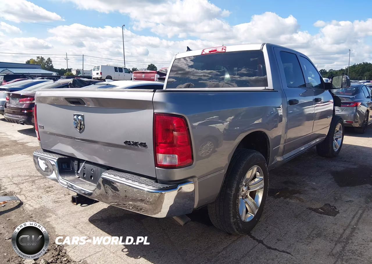 2022 Ram 1500 Classic Slt VIN:1C6RR6LGXNS198260 - 4