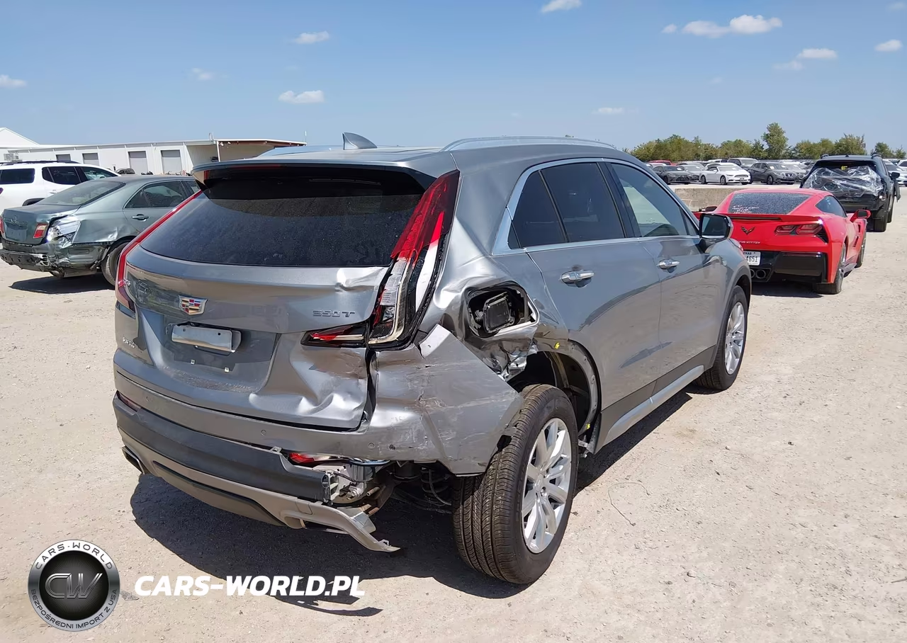 2023 Cadillac Xt4 Fwd Premium Luxury VIN:1GYFZCR48PF124249 - 4