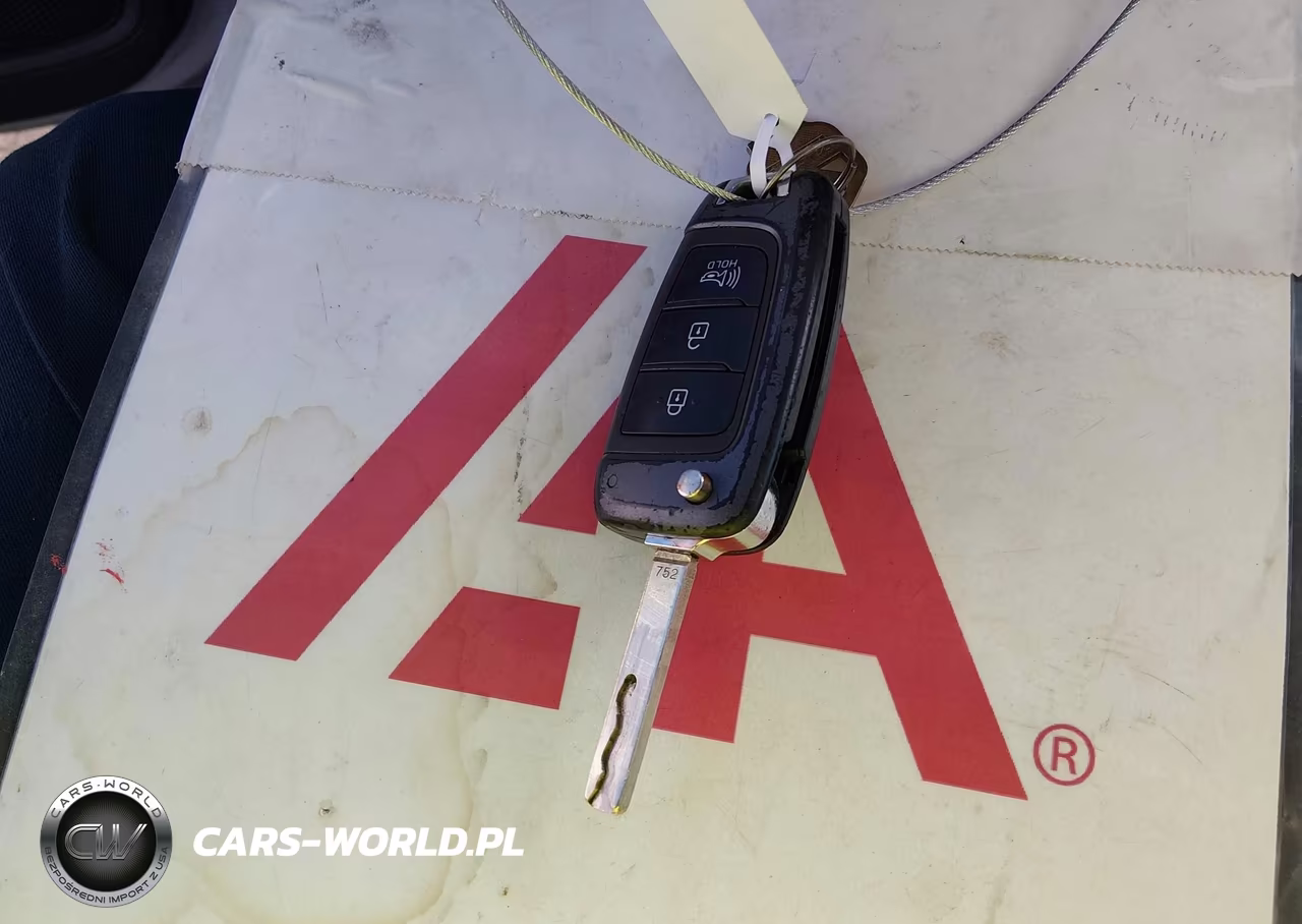 2022 Hyundai Venue Sel VIN:KMHRC8A36NU140474 - 11