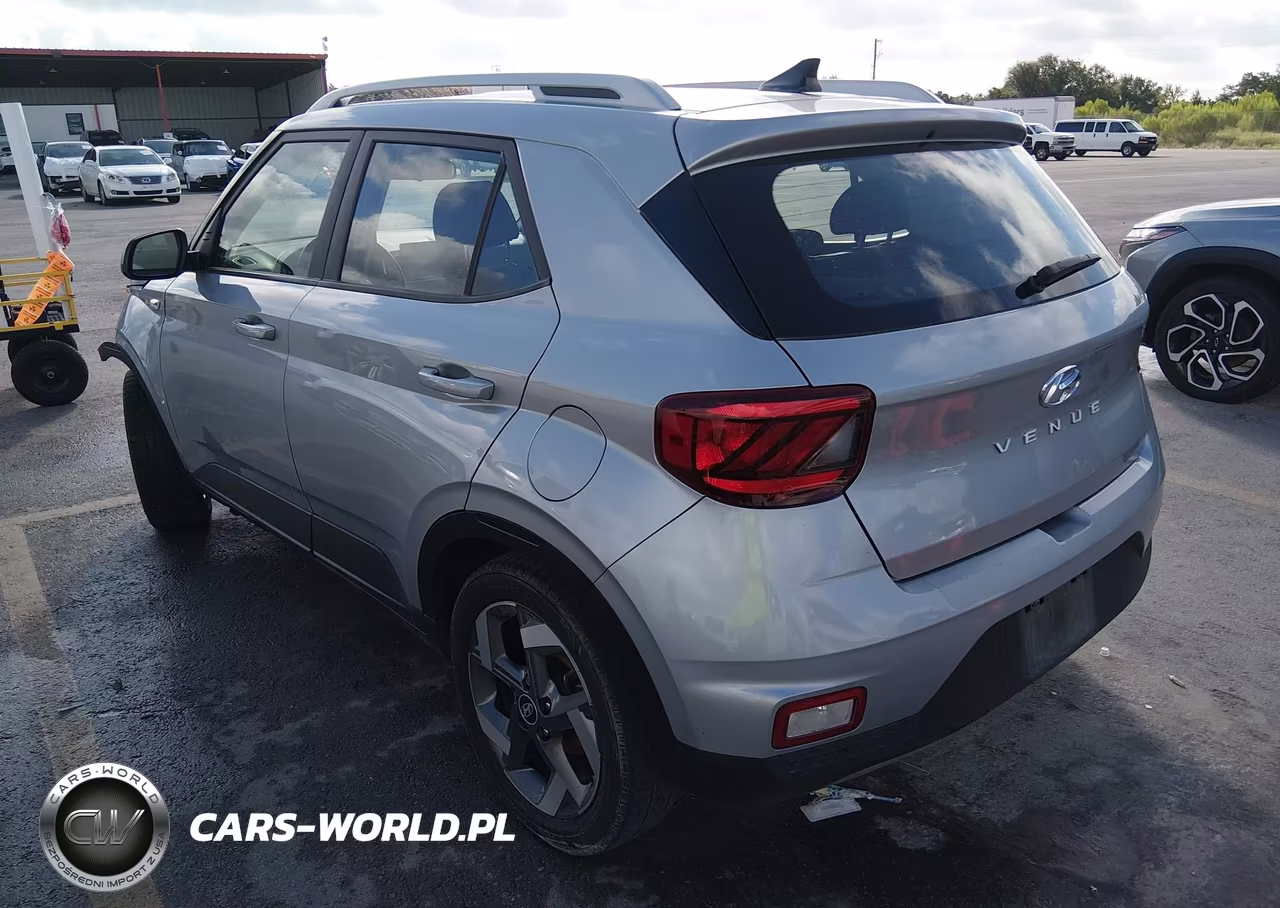 2022 Hyundai Venue Sel VIN:KMHRC8A36NU140474 - 3