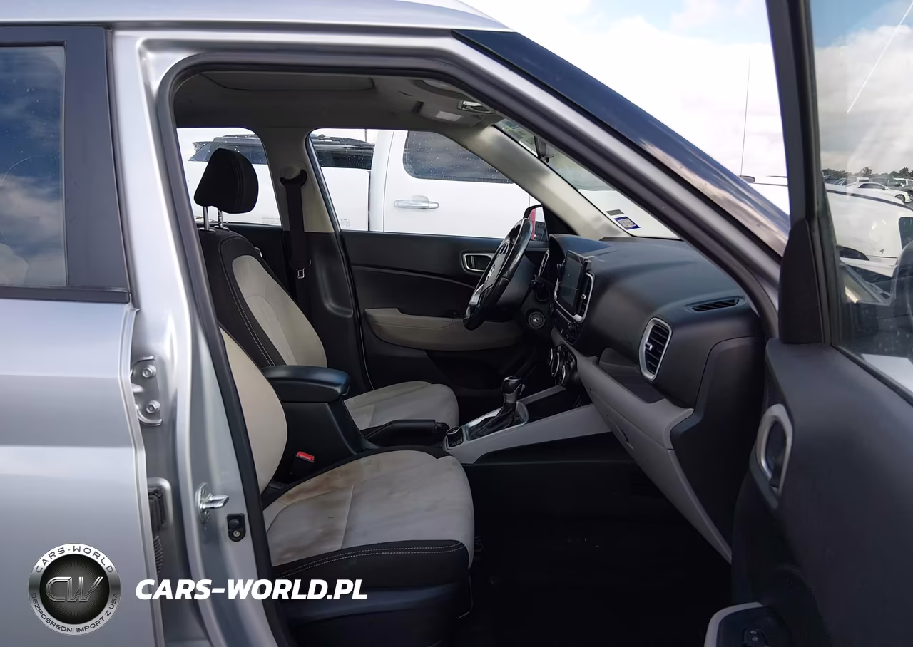 2022 Hyundai Venue Sel VIN:KMHRC8A36NU140474 - 5