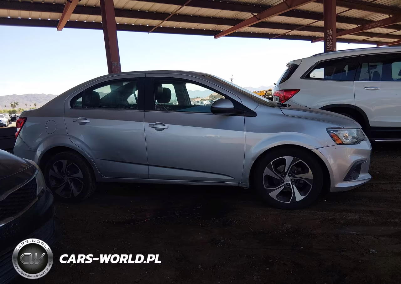 2018 Chevrolet Sonic Premier Auto VIN:1G1JF5SBXJ4106618 - 13