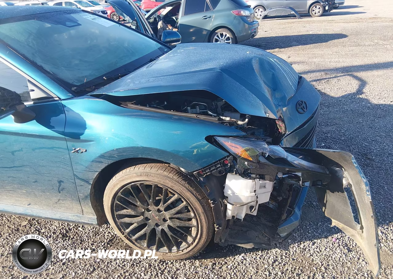2025 Toyota Camry Le VIN:4T1DAACK0SU595117 - 6