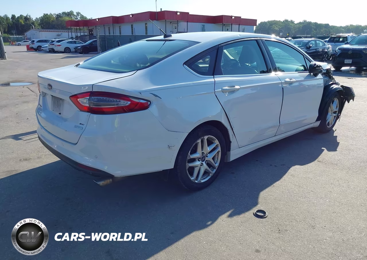 2014 Ford Fusion Se VIN:1FA6P0HD2E5397532 - 4