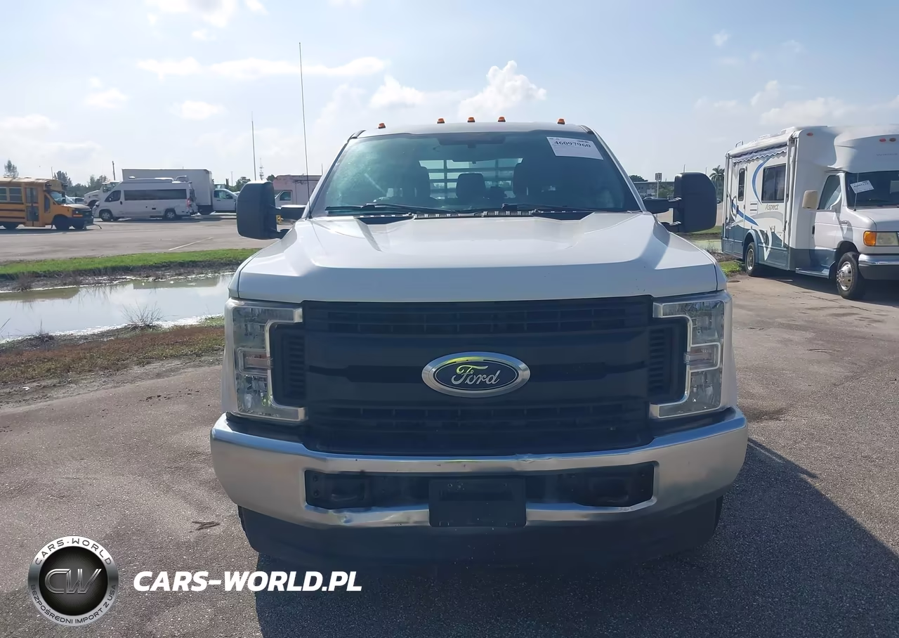 2019 Ford F350 Super Duty VIN:1FD8W3HT8KEF23477 - 12