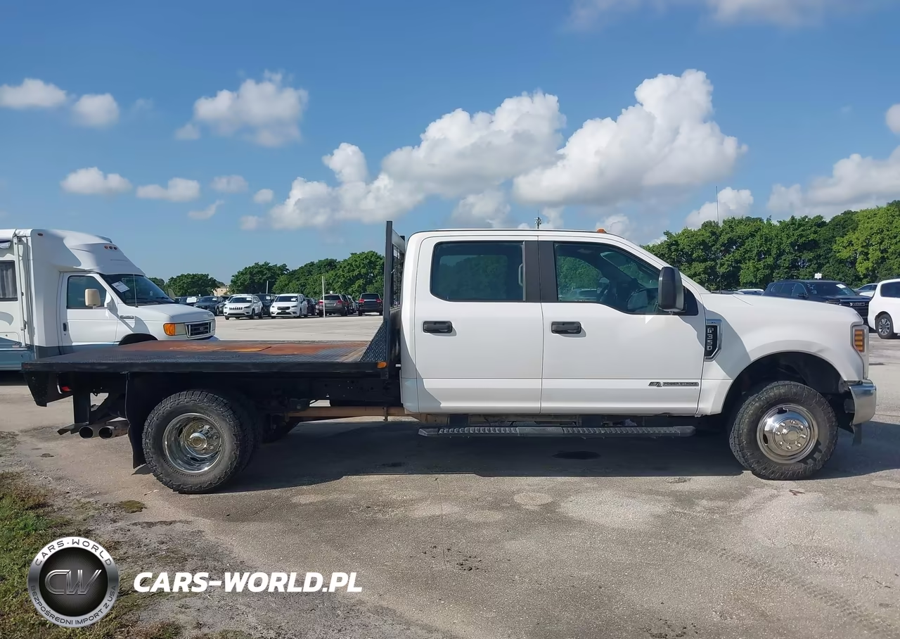 2019 Ford F350 Super Duty VIN:1FD8W3HT8KEF23477 - 13