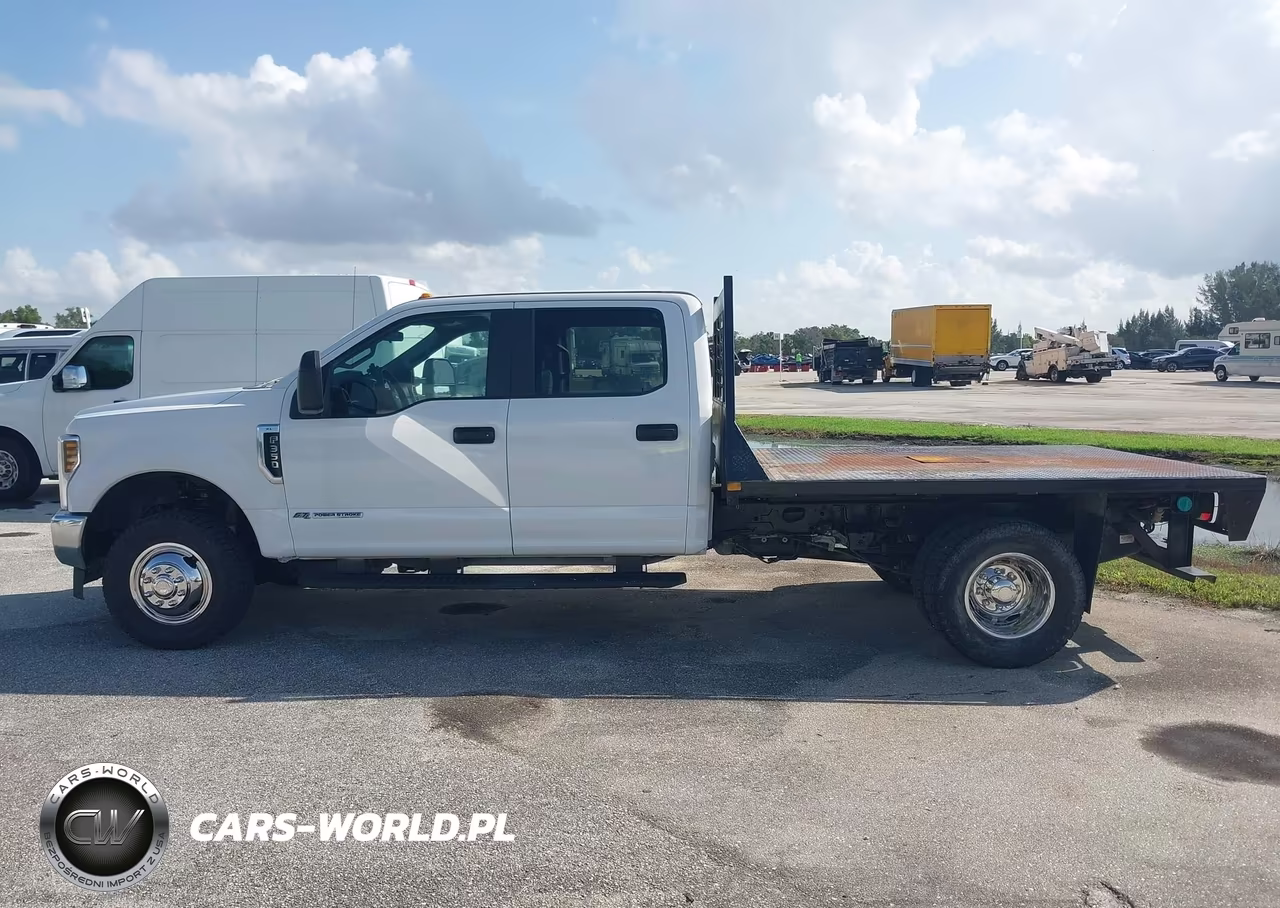 2019 Ford F350 Super Duty VIN:1FD8W3HT8KEF23477 - 14