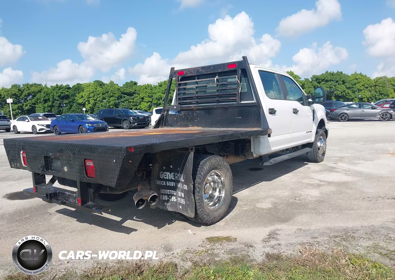 2019 Ford F350 Super Duty VIN:1FD8W3HT8KEF23477 - 4