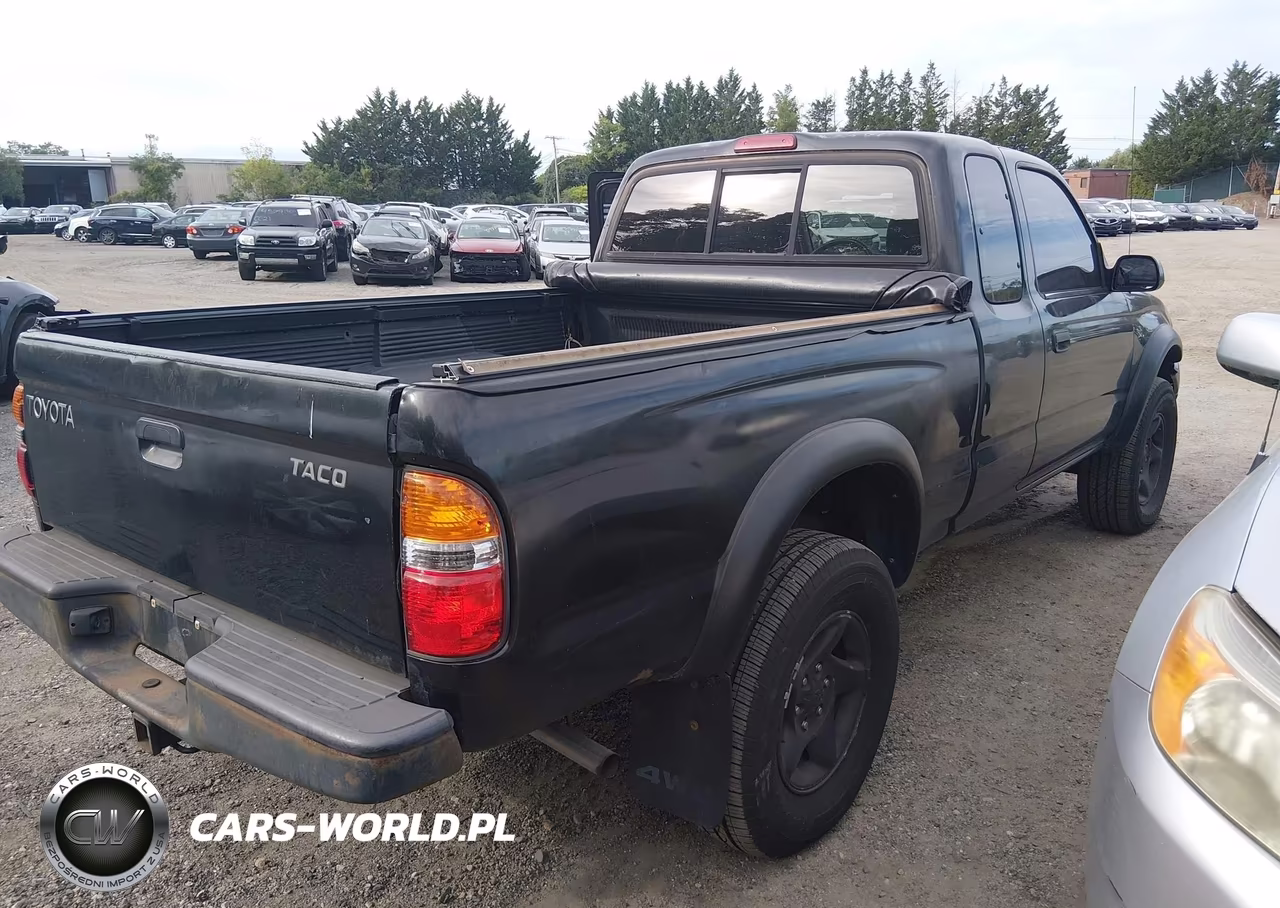 2001 Toyota Tacoma VIN:5TEWM72N61Z768941 - 4