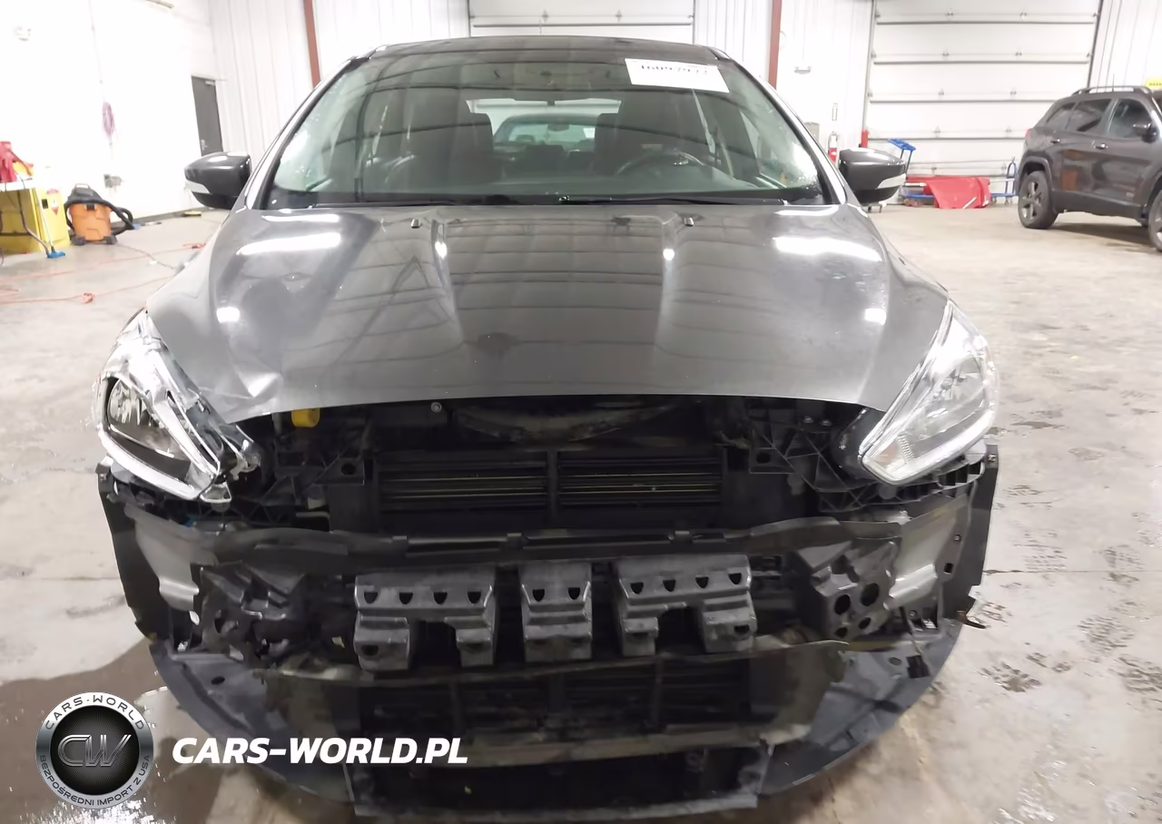 2017 Ford Focus Titanium VIN:1FADP3N2XHL309791 - 13