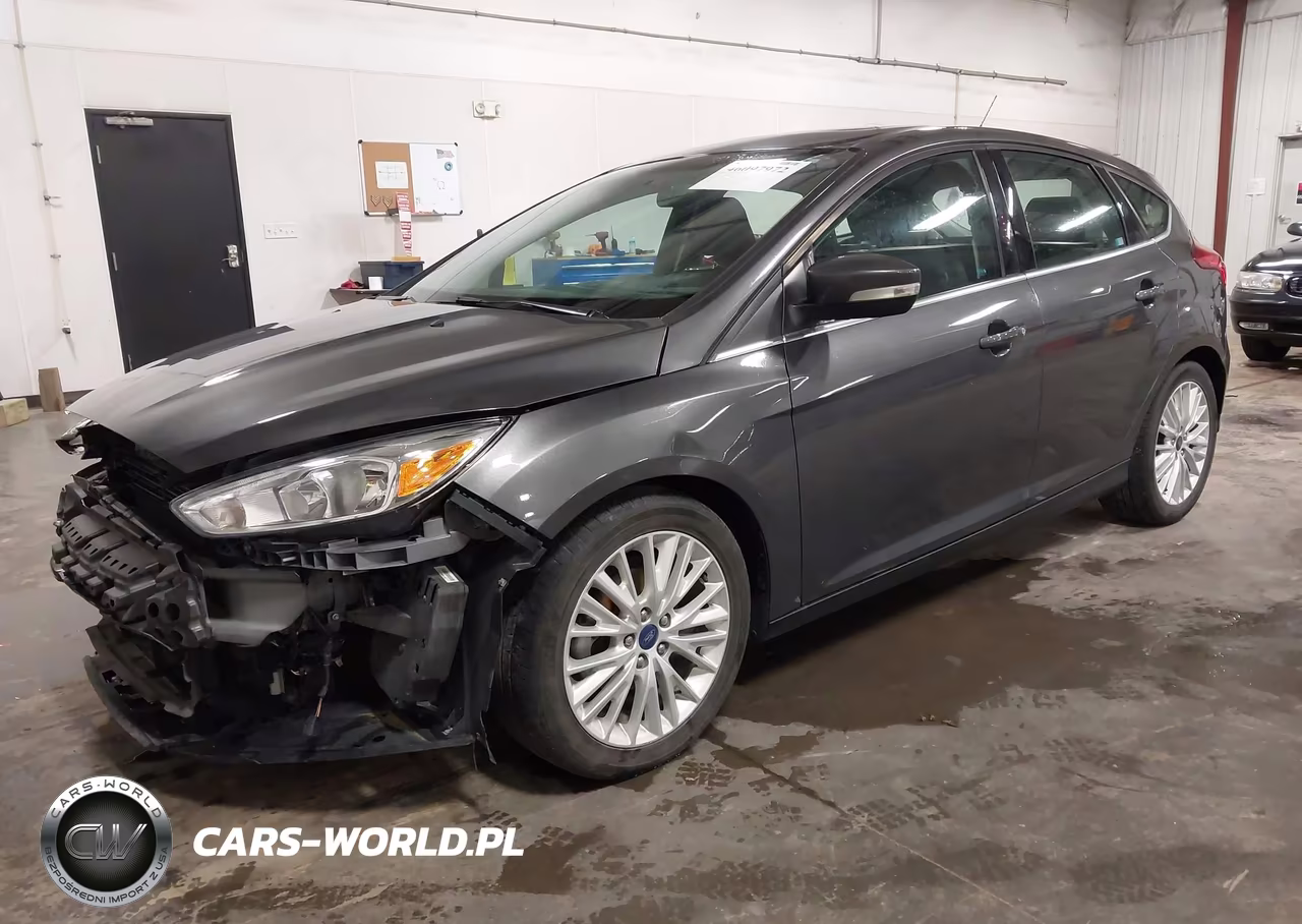 2017 Ford Focus Titanium VIN:1FADP3N2XHL309791 - 2