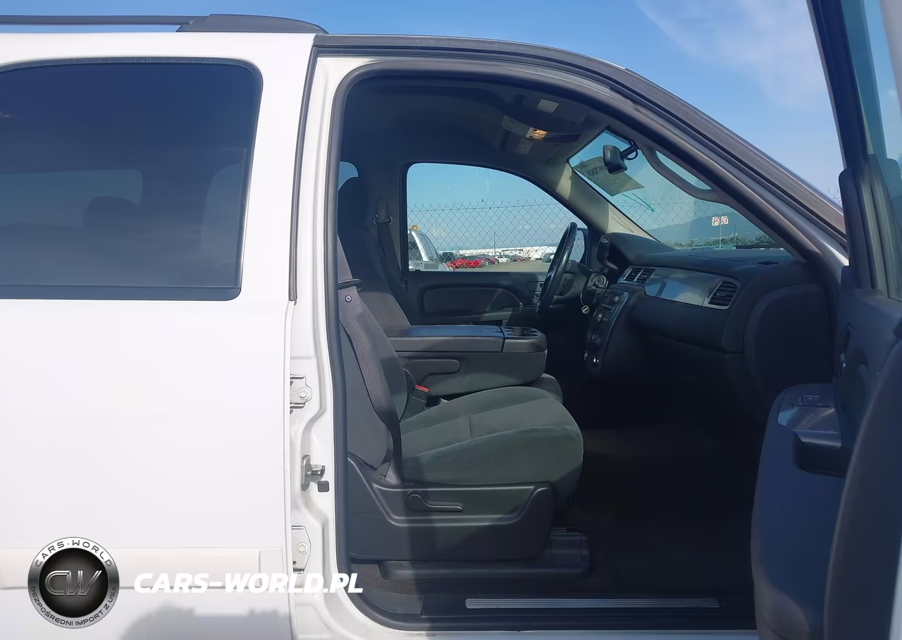 2008 Chevrolet Tahoe Ls VIN:1GNFK13058J100534 - 5
