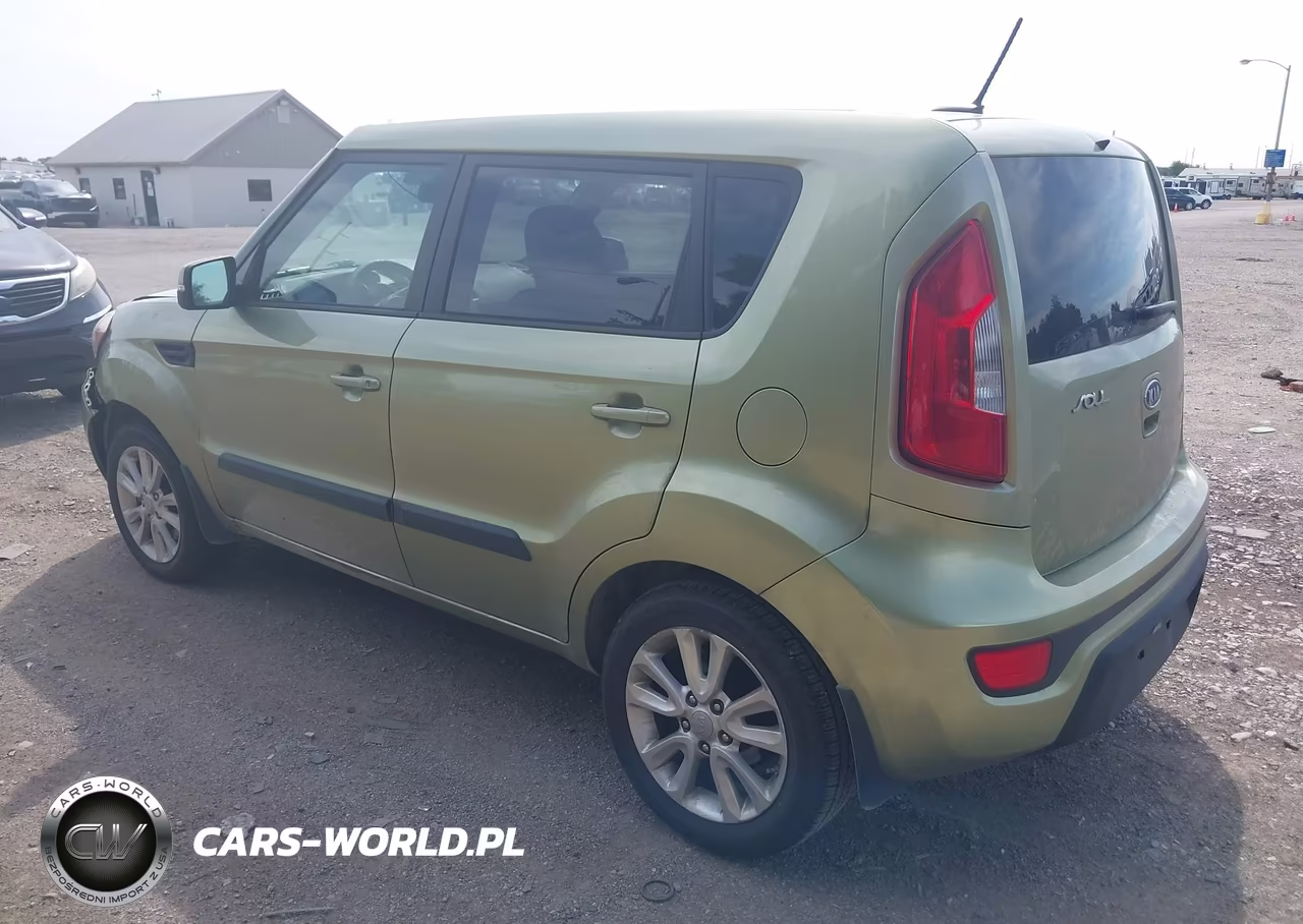 2012 Kia Soul + VIN:KNDJT2A6XC7438580 - 3