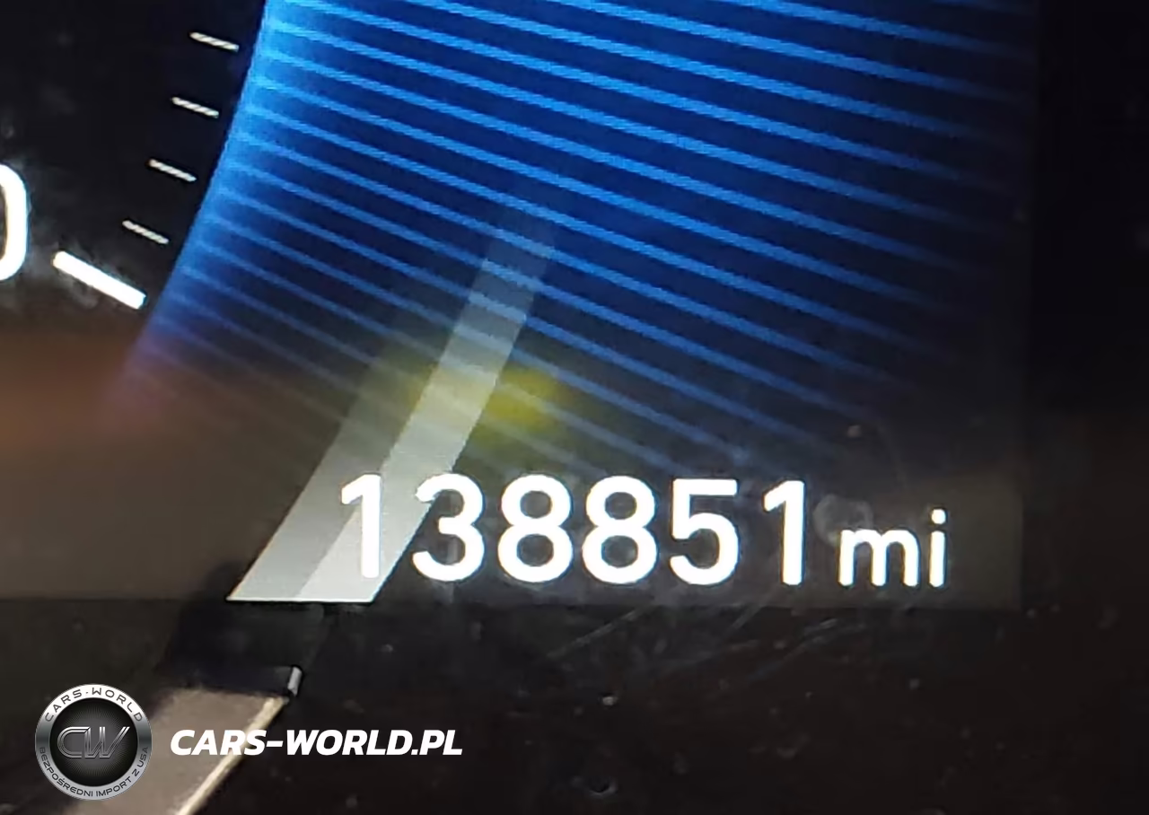 2019 Hyundai Santa Fe Ultimate 2.0T VIN:5NMS5CAAXKH101777 - 16