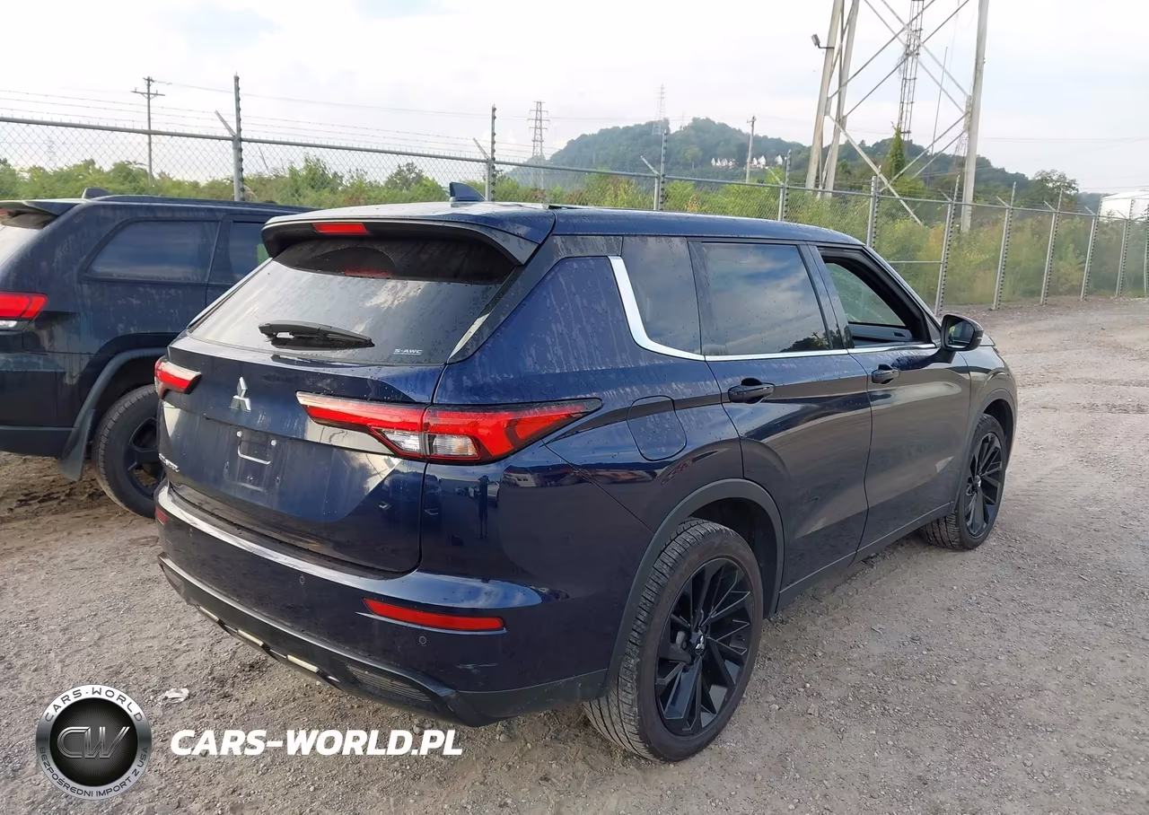 2022 Mitsubishi Outlander VIN:JA4J4UA85NZ066884 - 4