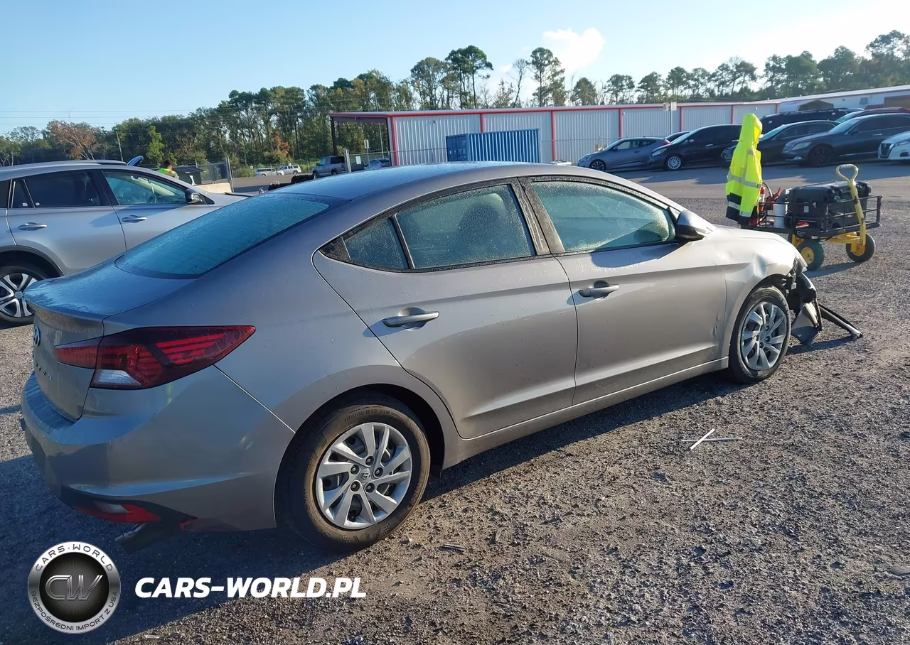 2020 Hyundai Elantra Se VIN:KMHD74LF5LU901555 - 4