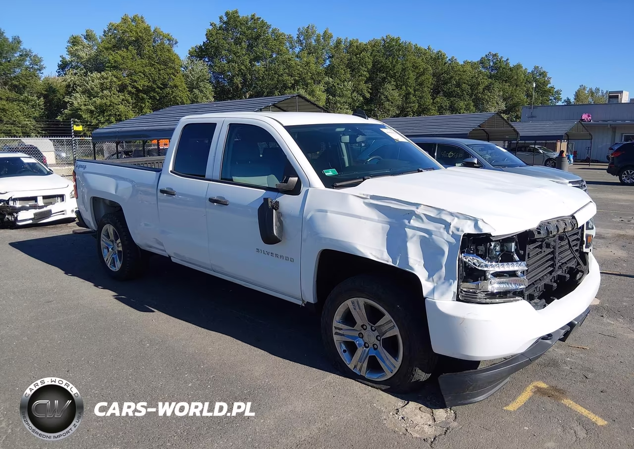 2017 Chevrolet Silverado 1500 Custom