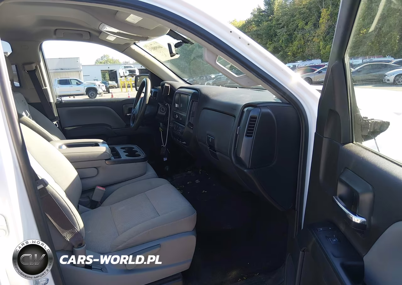 2017 Chevrolet Silverado 1500 Custom VIN:1GCVKPEC4HZ226738 - 5