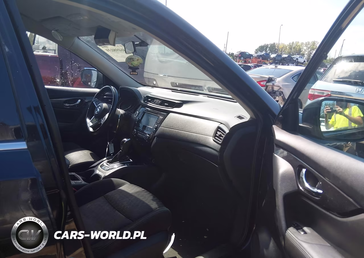 2018 Nissan Rogue Sv VIN:KNMAT2MV1JP598945 - 5