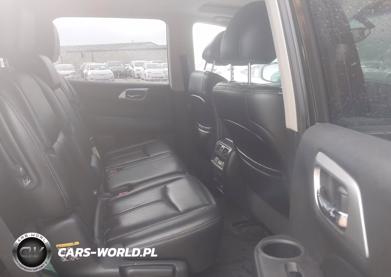 2016 Nissan Pathfinder Platinum VIN:5N1AR2MN7GC630260 - 8