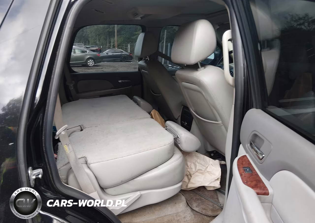 2007 Chevrolet Tahoe K1500 VIN:1GNFK13007J143046 - 8