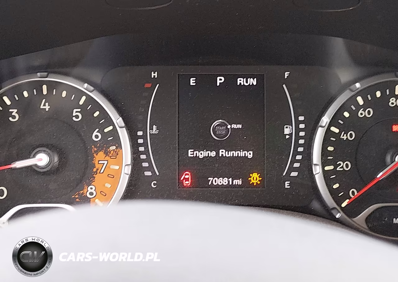 2017 Jeep Renegade Latitude 4X4 VIN:ZACCJBBB8HPF02412 - 16