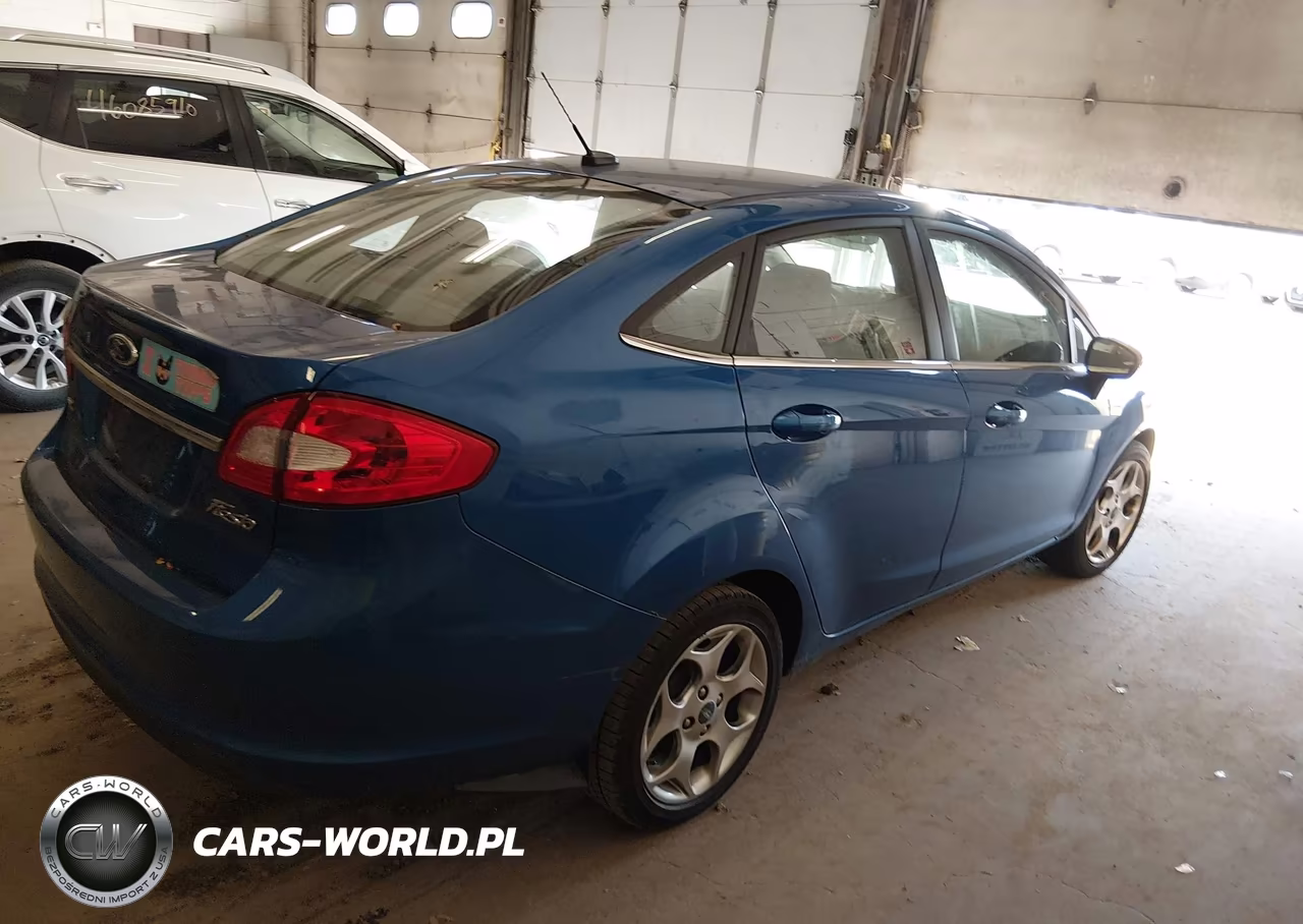 2011 Ford Fiesta Sel VIN:3FADP4CJ0BM209916 - 4