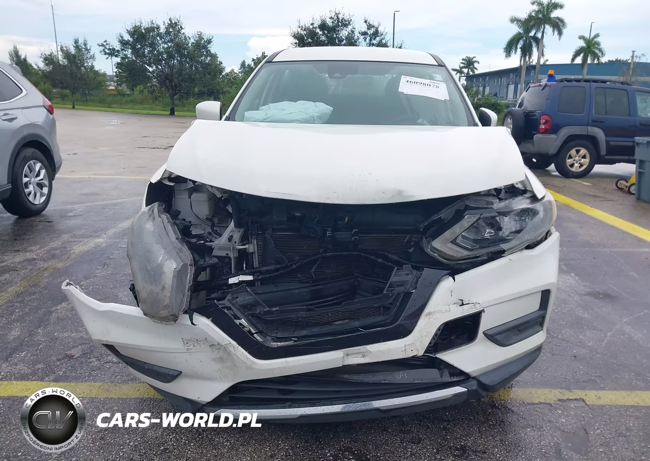2019 Nissan Rogue S VIN:5N1AT2MTXKC807831 - 6