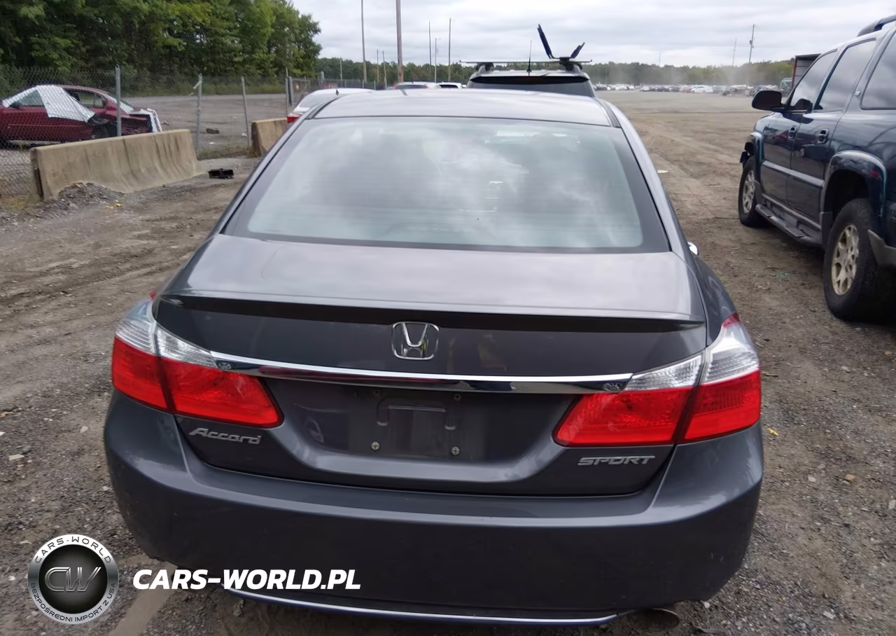 2015 Honda Accord Sport VIN:1HGCR2F57FA063537 - 15