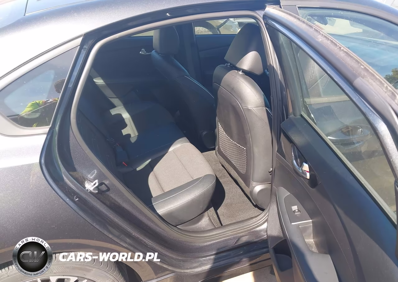 2024 Kia Forte Gt-Line VIN:3KPF54AD4RE803869 - 8