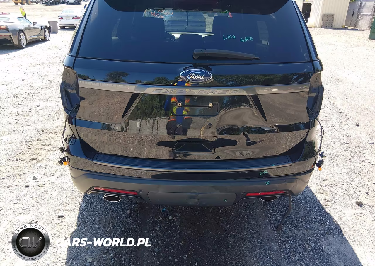 2018 Ford Explorer Xlt VIN:1FM5K8D84JGA95097 - 6