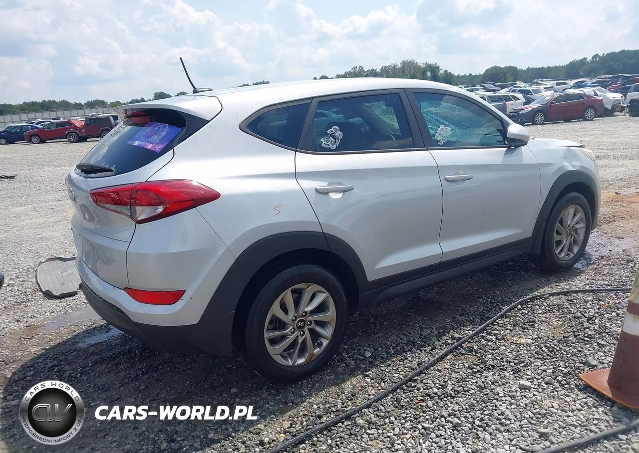 2017 Hyundai Tucson Se VIN:KM8J23A43HU518069 - 4
