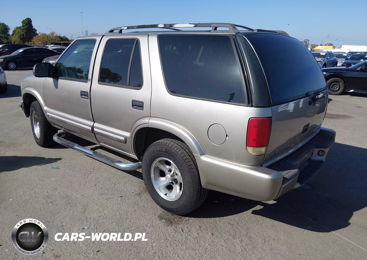 2001 Chevrolet Blazer Ls VIN:1GNCS13W412163258 - 3