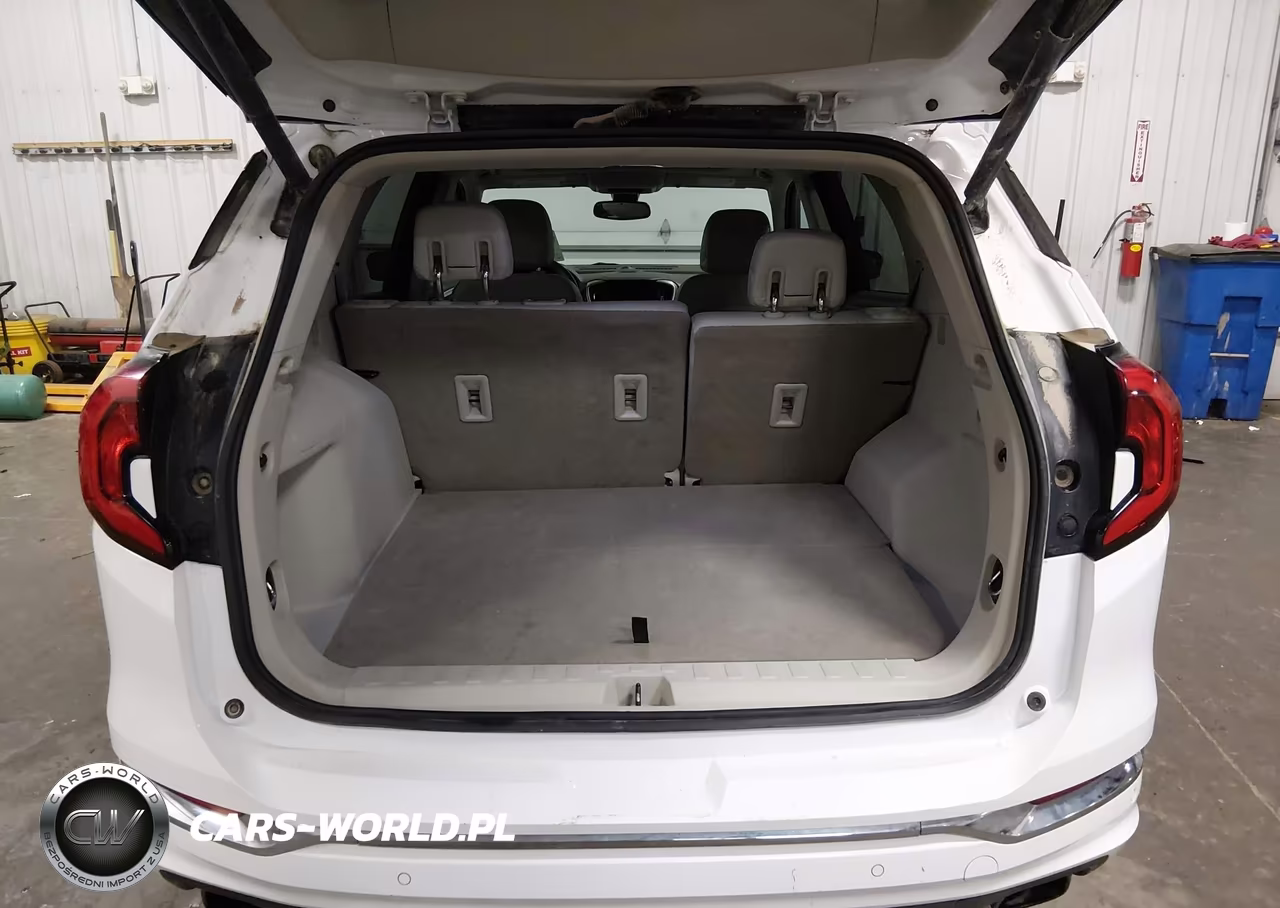 2019 GMC Terrain Denali VIN:3GKALXEX8KL264121 - 17