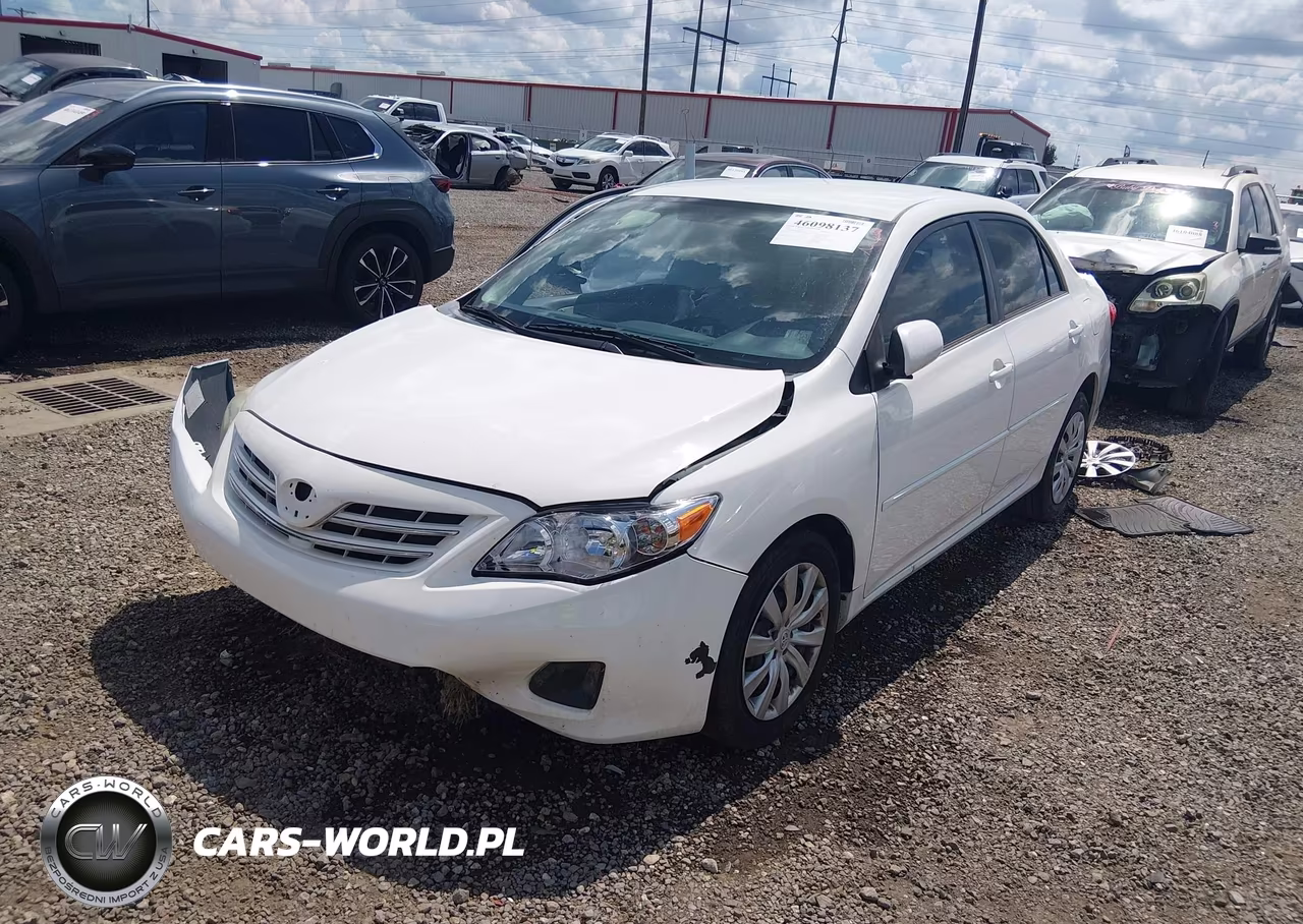 2013 Toyota Corolla Le VIN:5YFBU4EE8DP205327 - 2