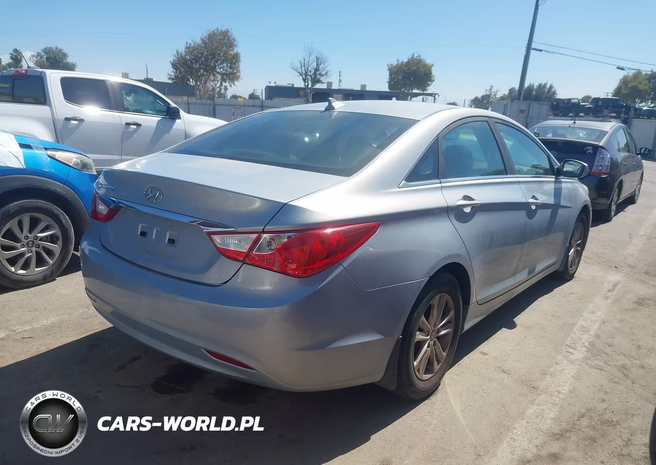 2013 Hyundai Sonata Gls VIN:5NPEB4AC0DH513290 - 4