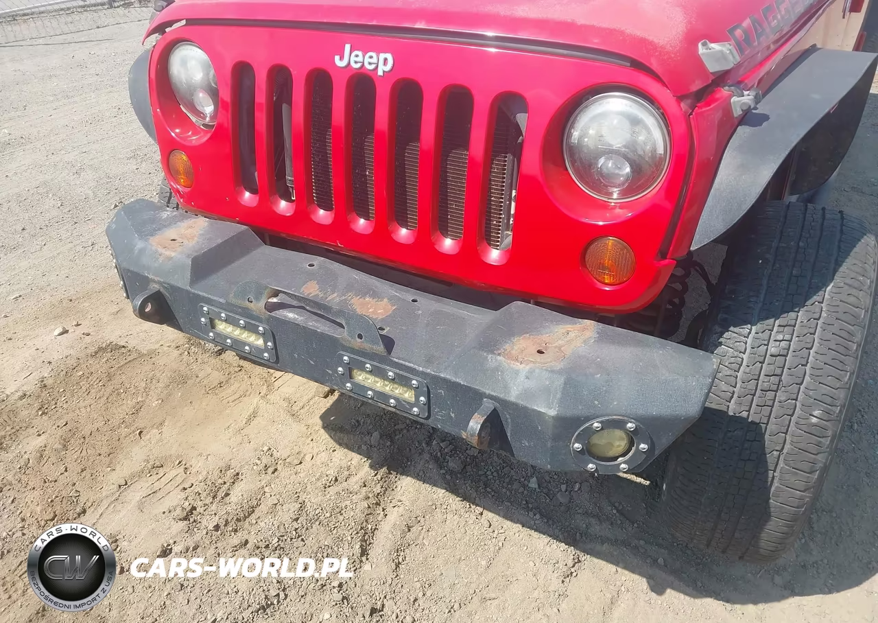 2010 Jeep Wrangler Unlimited Rubicon VIN:1J4BA6H14AL183709 - 6