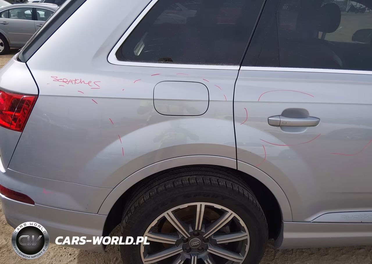 2017 Audi Q7 3.0T Premium VIN:WA1LAAF78HD018586 - 21