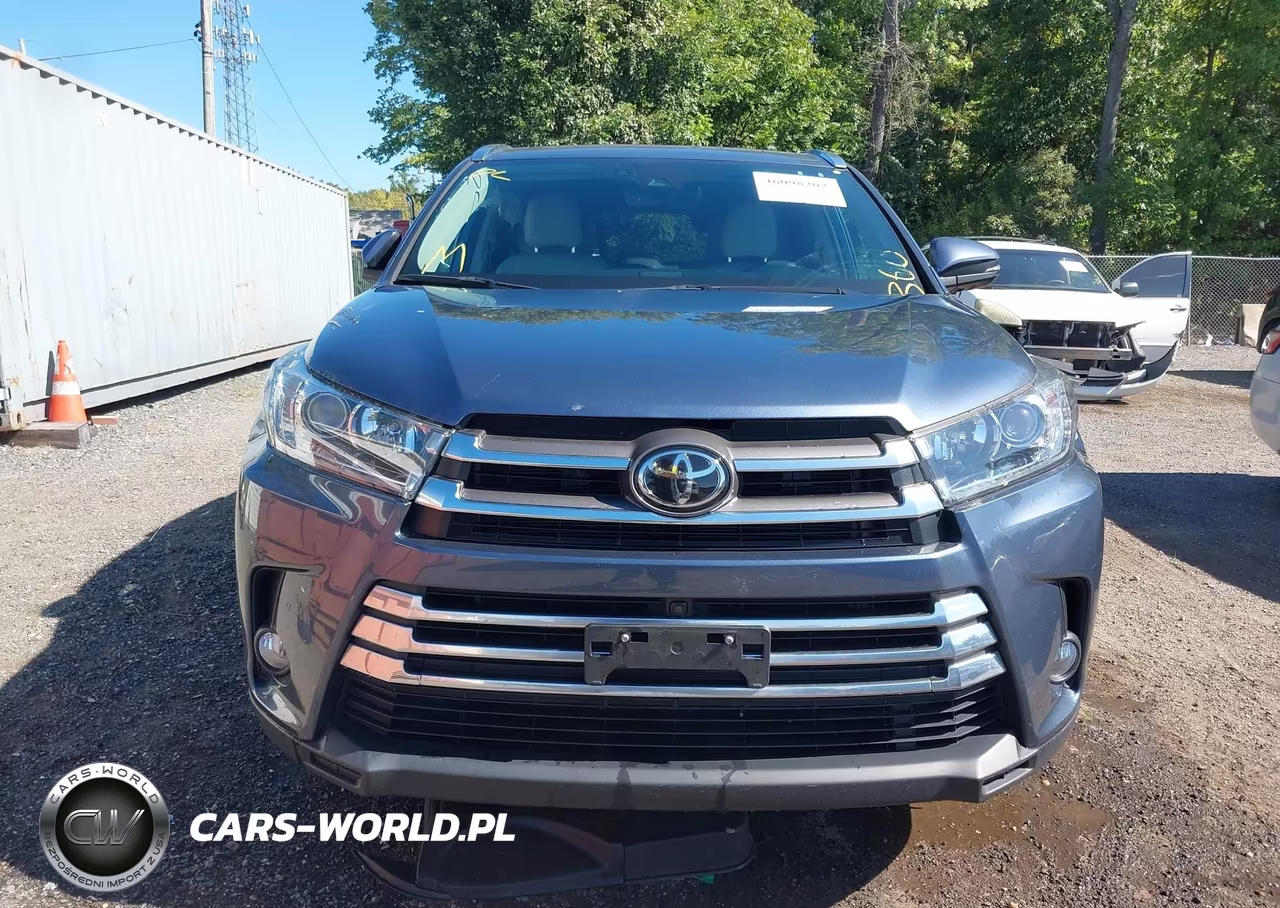 2018 Toyota Highlander Limited Platinum VIN:5TDDZRFH6JS828593 - 12
